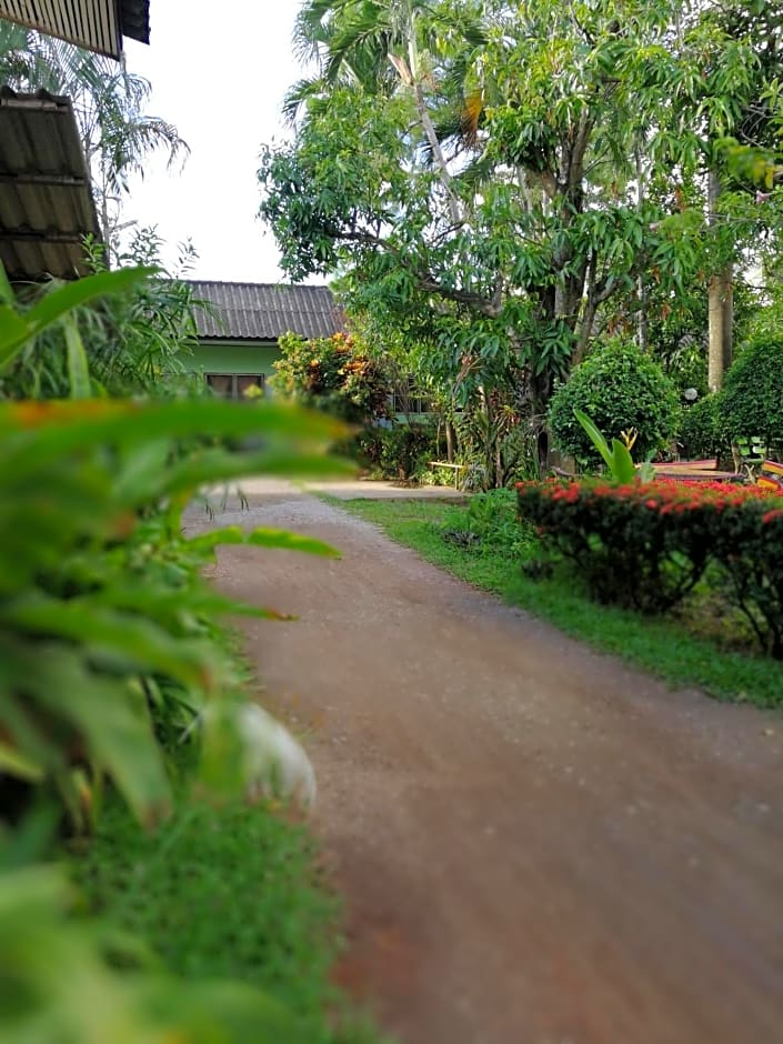 Baan Bua Guest House