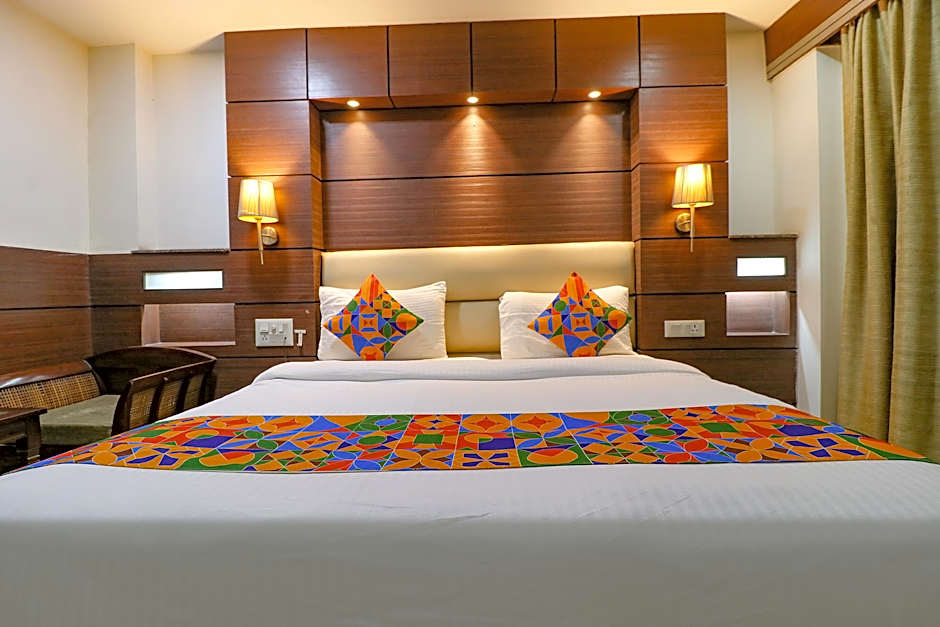 FabHotel Admire Suites