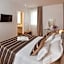 Residence by Vestibul Palace