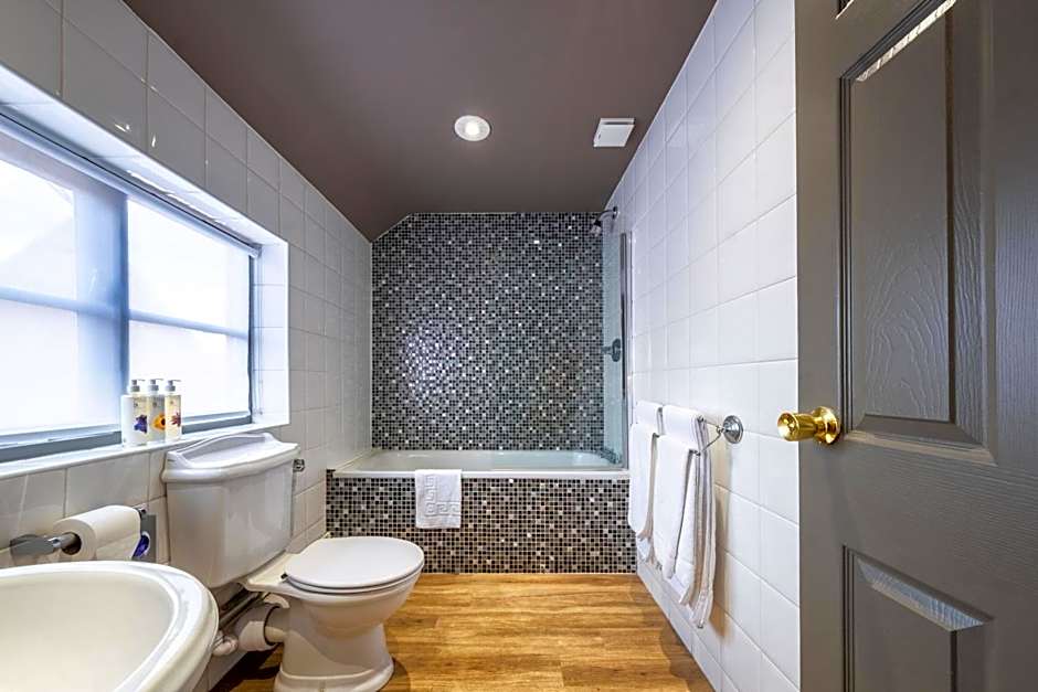 The Cricketers Clavering