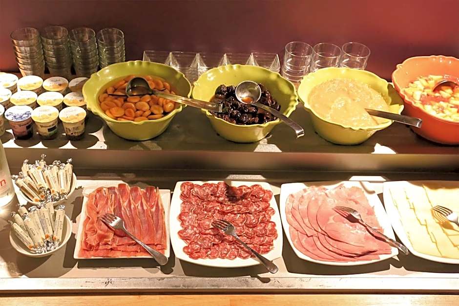 Chateau des Ducs de Joyeuse, BW Signature Collection