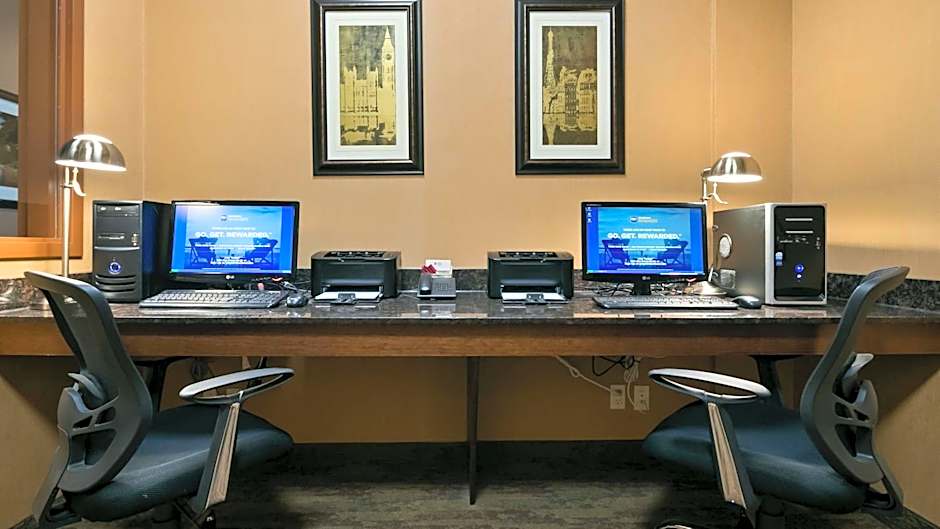 Best Western Plus Chateau Inn Sylvan Lake