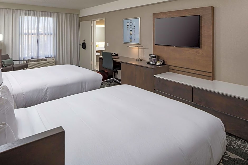 DoubleTree by Hilton Boston Logan Airport Chelsea