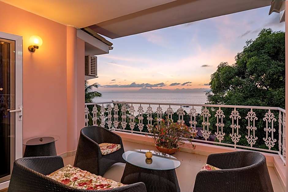 Glacis Heights Villa