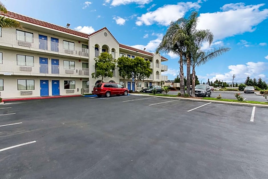 Motel 6-Watsonville, CA - Monterey Area