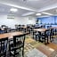 Days Inn by Wyndham Sandusky / Cedar Point