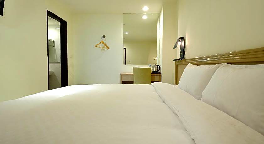 Bravo Hotel