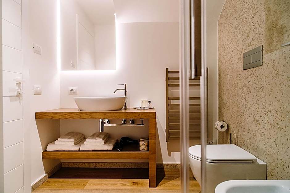 NUMA HOTEL