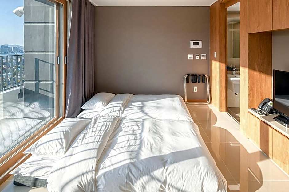 The BlueMark Hotel Sokcho