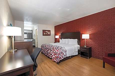 Deluxe King Room - Non Smoking