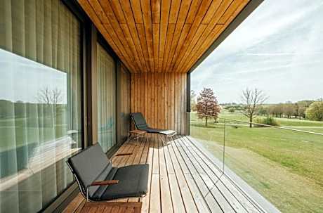Junior Suite with Pool View