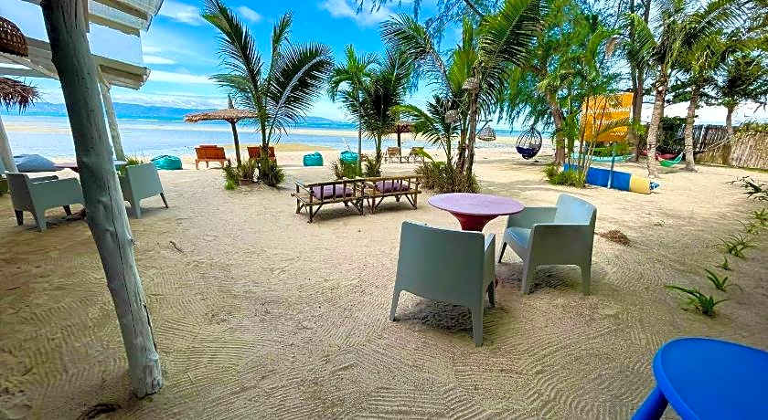 SeaEsta Beach