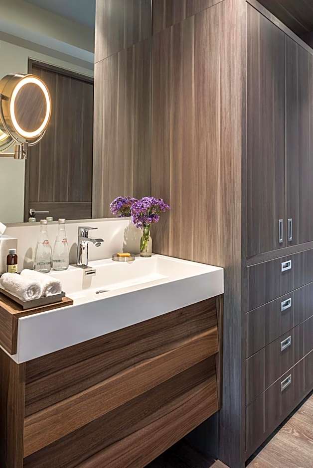 Mathias Luxury Plus by Viadora