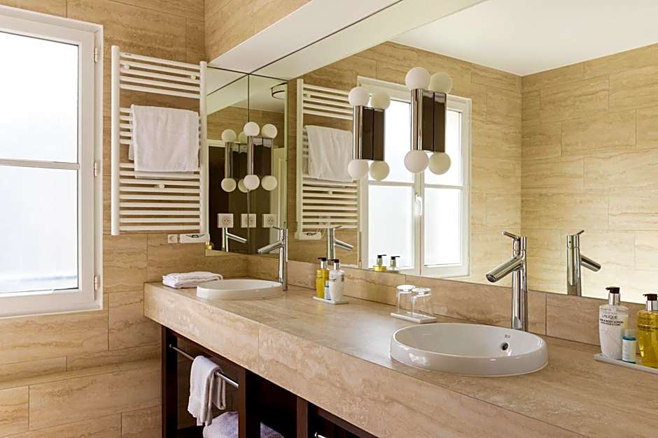 Le Plessis Grand Hotel