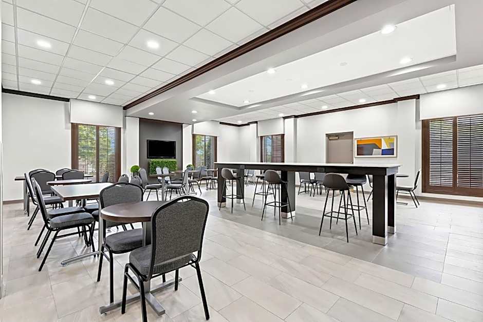 Holiday Inn Express Nashville-Hendersonville By IHG