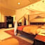 Super OYO Townhouse Oak Maxi Hotel Legian