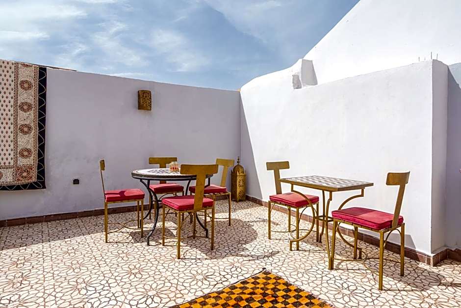 Riad 7 chambres - Petit dejeuner gratuit