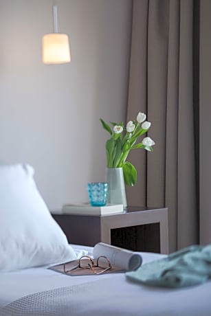 Standard Double Room (1 Double Bed)