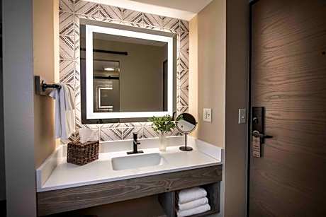 EXEC - Executive Suite