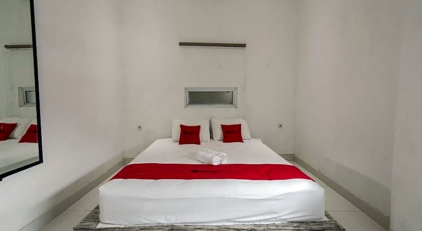 Florent Guest House