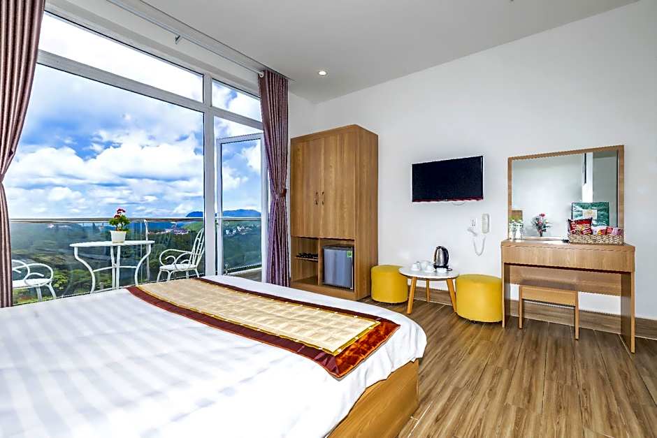 Lacami Dalat Hotel