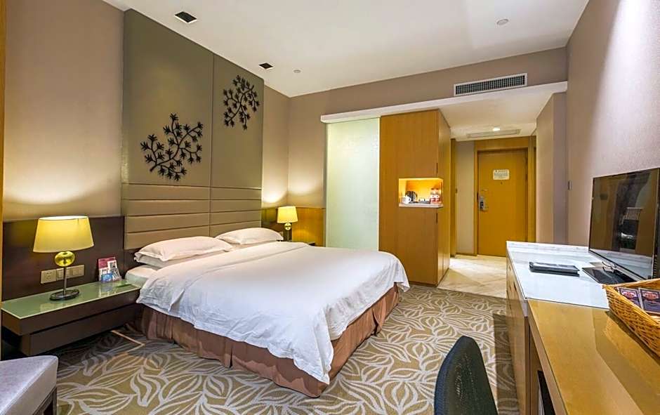 Ningbo East Harbour Hotel