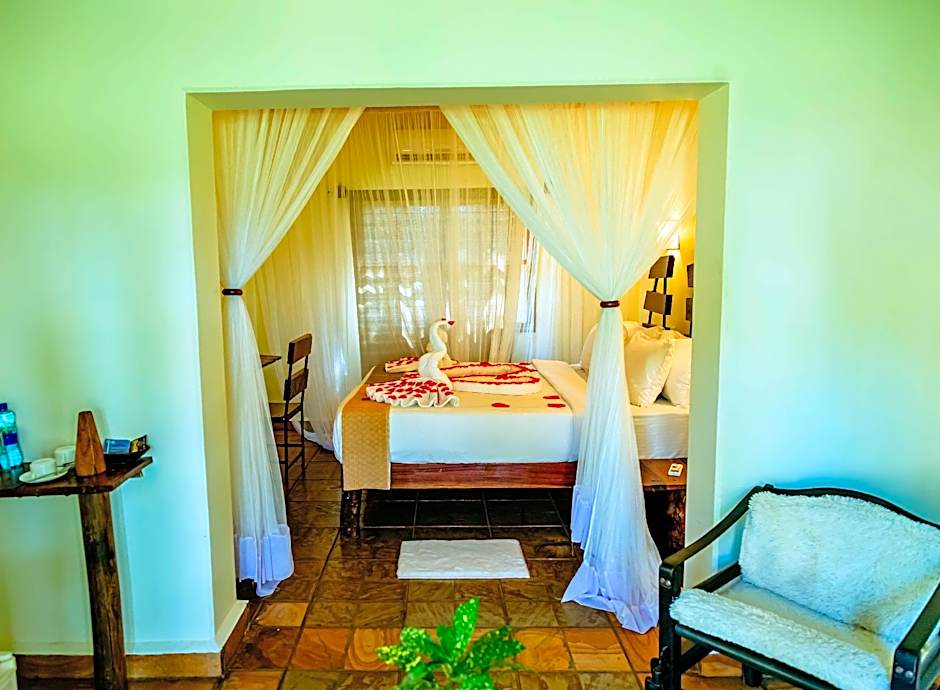 Weruweru River Lodge