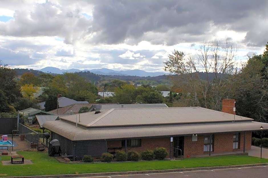 Bega Downs Motor Inn