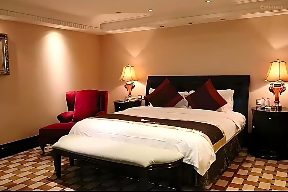 Royal Mediterranean Hotel