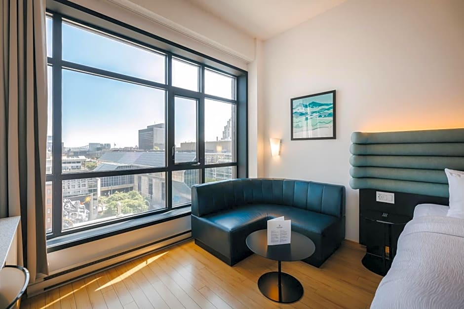 Le Dauphin Montréal Centre-Ville