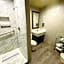 Le Blanc Inn & Suites