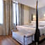 Palazzo Veneziano - Venice Collection