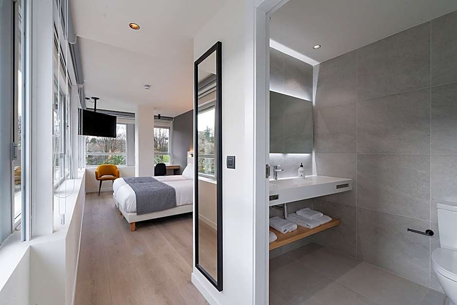 Hotel Distrito Oeste