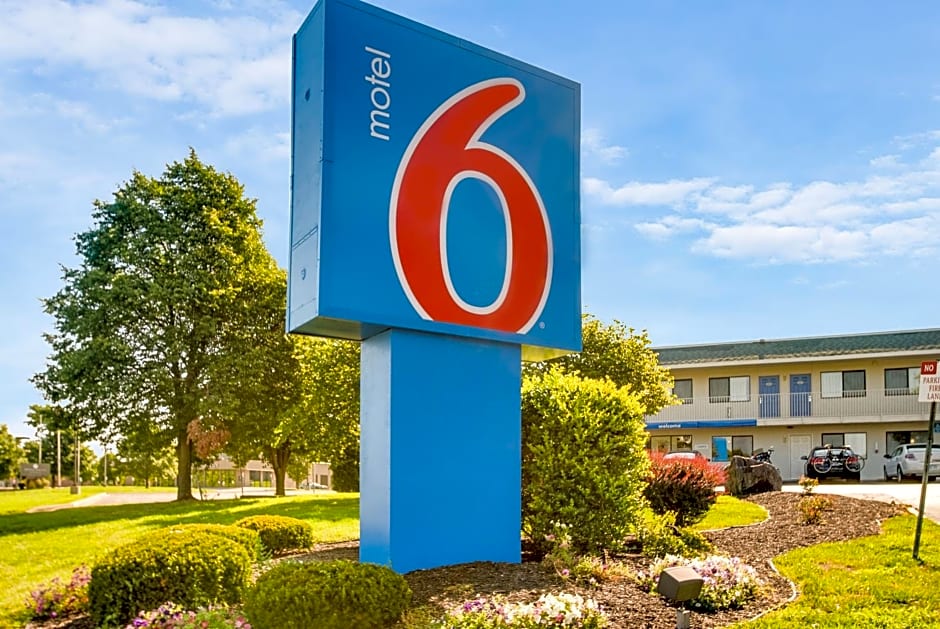 Motel 6-Lenexa, KS - Kansas City Southwest