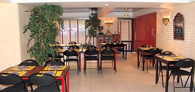 greet hotel Marseille Parc Chanot Velodrome