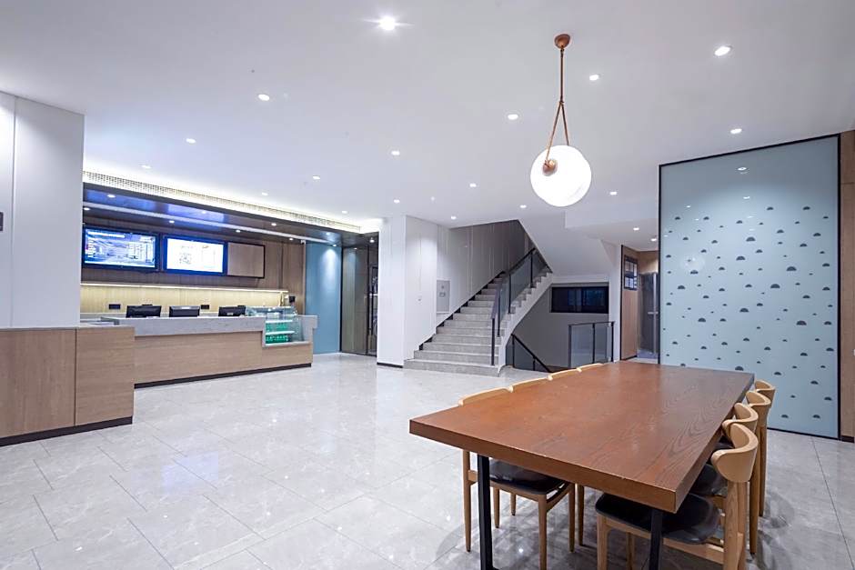 Hanting Hotel Nanjing Xinjiekou Huaqiao Road