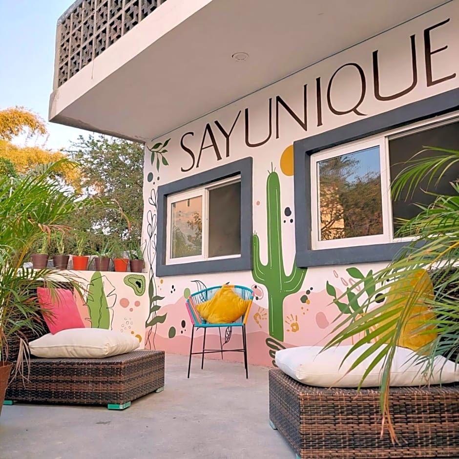 Sayunique Hostel