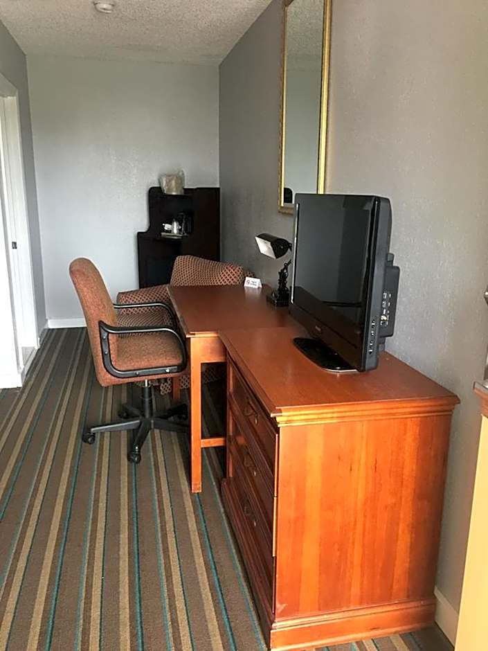 Scottish Inn and Suites - Bensalem-Philadelphia