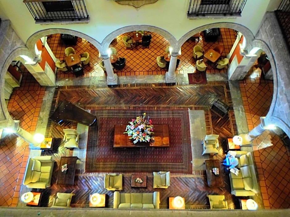 Hotel Virrey De Mendoza