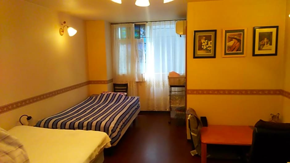 Hotel 4F Macaroni