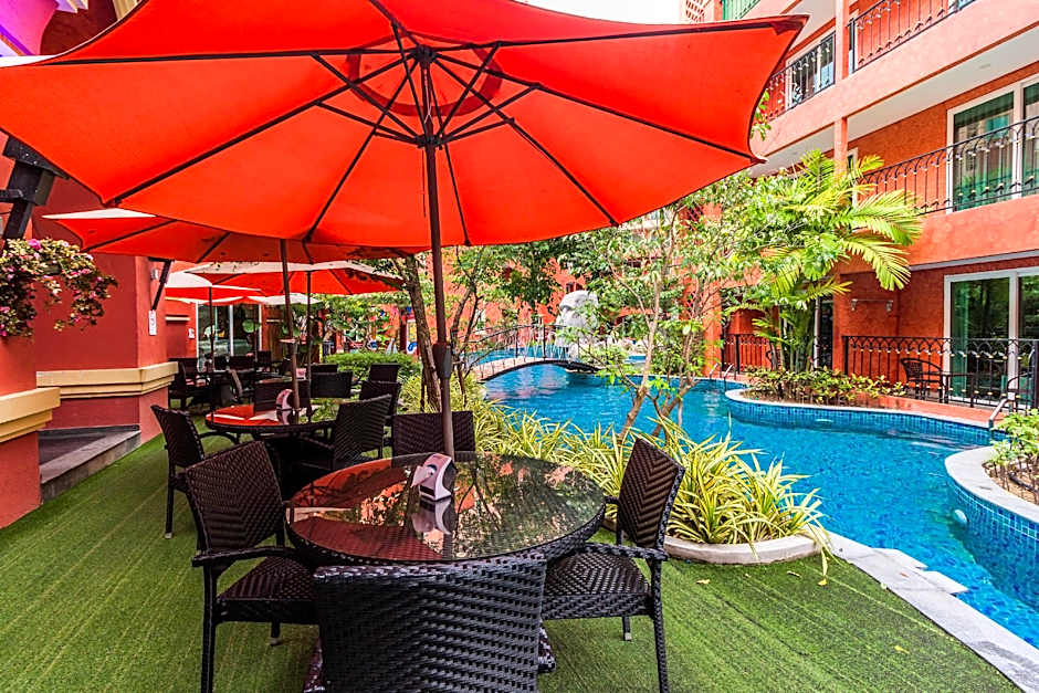 Seven Sea Condo & Water Park Pattaya By the Sea