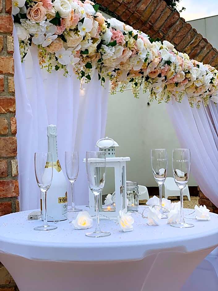 Boutique Hotel & Event Center