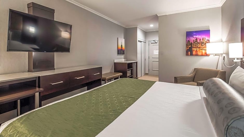 Best Western Premier NYC Gateway Hotel