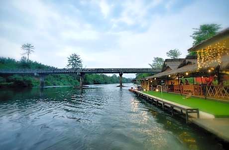 The Raft Land Resort