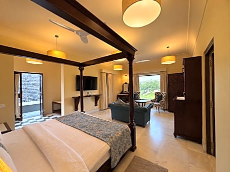 Junior Suite with Jacuzzi