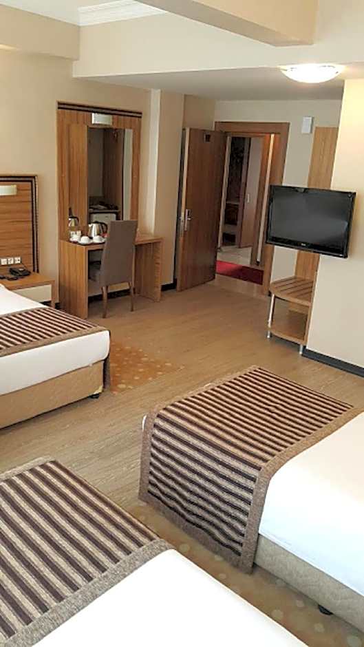 Buyuk Hotel