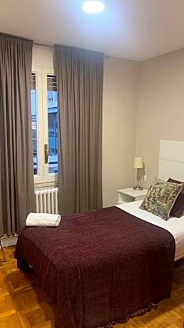 Single Room with Private Bathroom