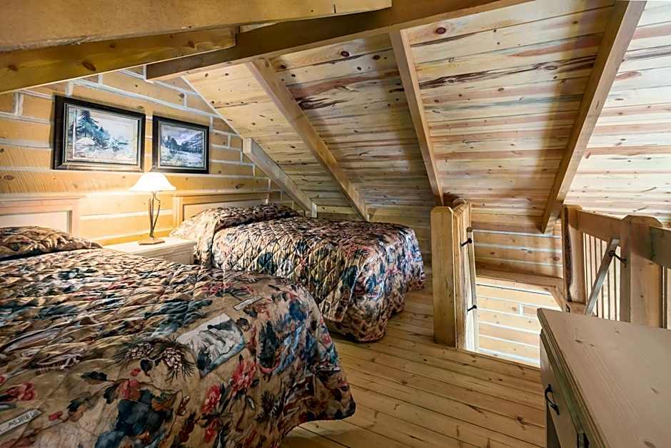 Rock Crest Lodge & Cabins