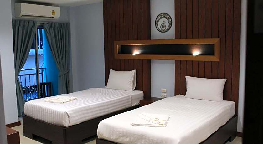 Deva Suites Patong Hotel
