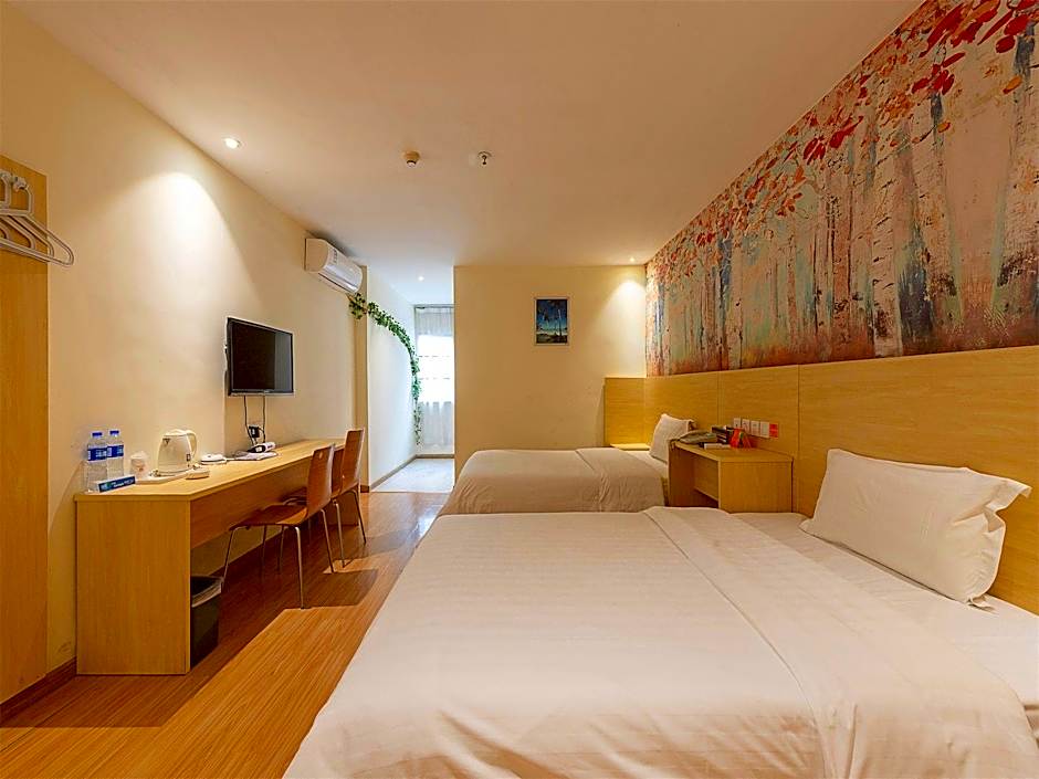 7 Days Inn Foshan Temple Baihua Squrare Branch